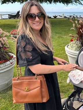 Chanel Vintage Tote Caramel Caviar 24K Gold Hardware